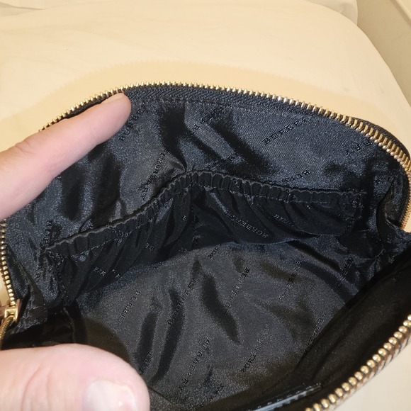 NWT Burberry Sequin Cosmetic Bag - Picture 7 of 7